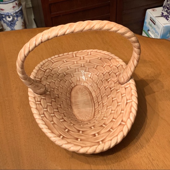 Atlantic Molds 1974 Ceramic Spring Basket - Picture 5 of 10